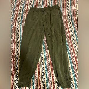 Green Cargo Pants with Durable Fabric